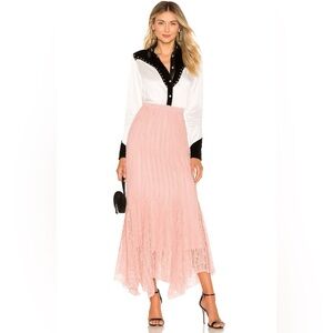 New DIVINE HERITAGE Lace Handkerchief Maxi Skirt in Blush Pink